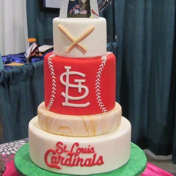 Birthday Cakes St Louis
 St Louis Cardinals cake Oh my goodness I love it