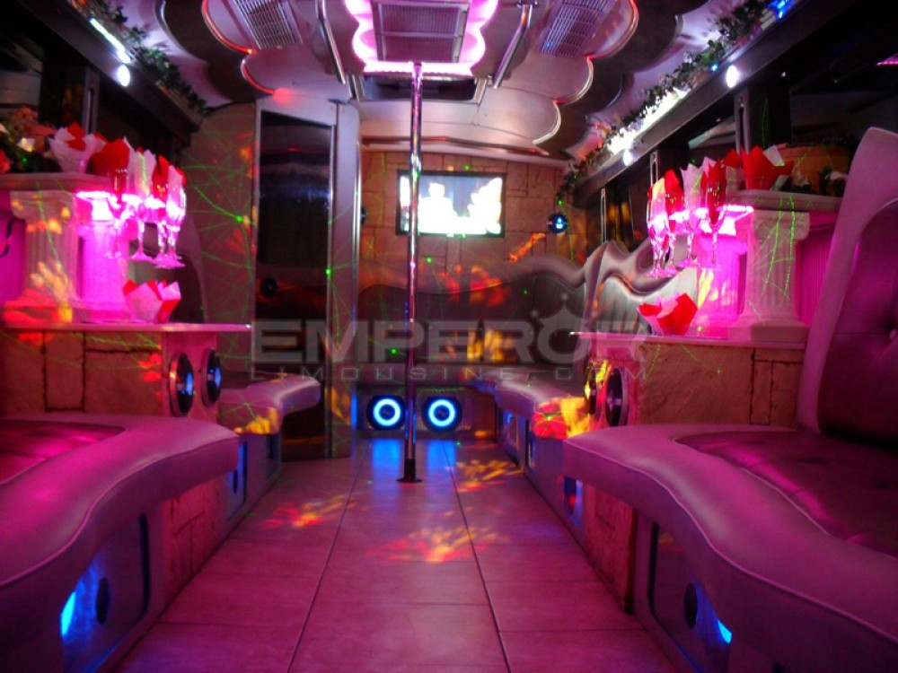 Birthday Party Bus
 1 Cheapest Party Bus Chicago Instant Email Quotes