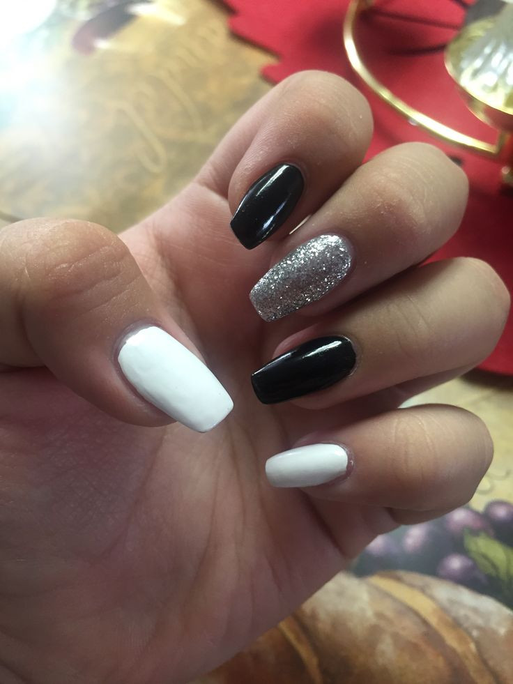 Black And White Acrylic Nail Designs
 Coffin Nails black white and silver