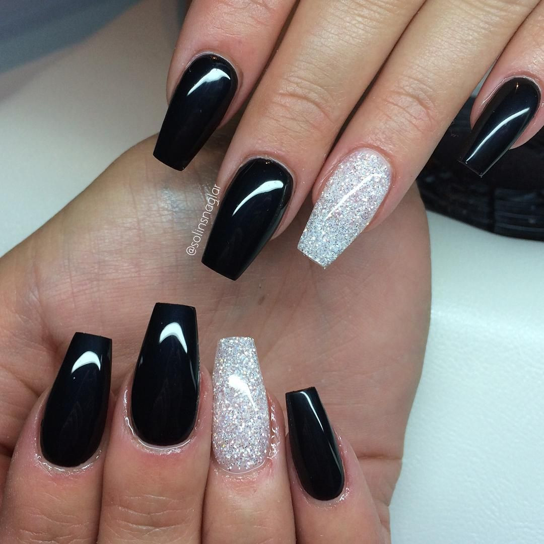 Black And White Acrylic Nail Designs
 Black" med "Diamond"”
