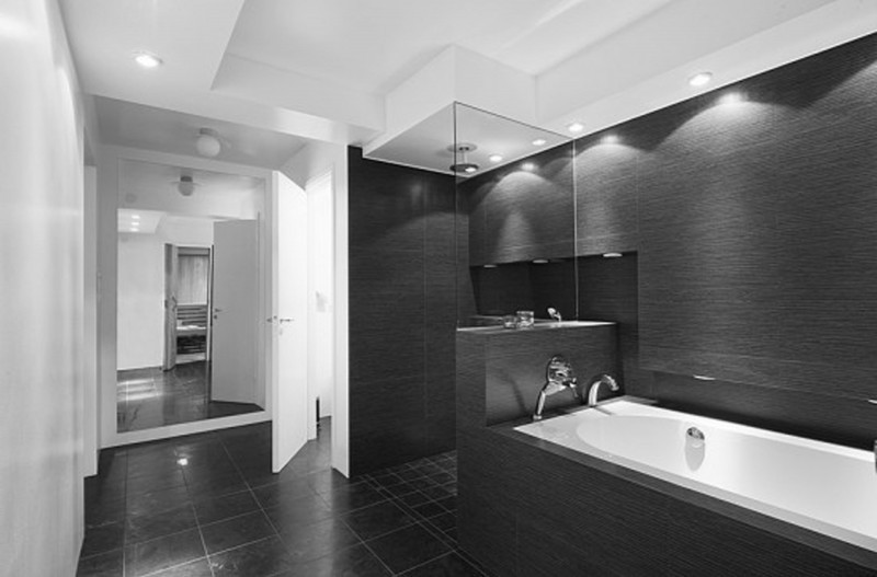 Black White Bathroom Tile
 20 Modern Bathrooms With Black Shower Tile
