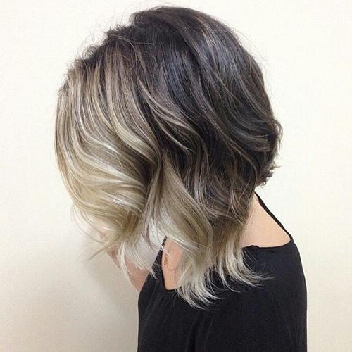 Bob Haircuts For Wavy Hair
 40 Gorgeous Wavy Bob Hairstyles with An Extra Touch of