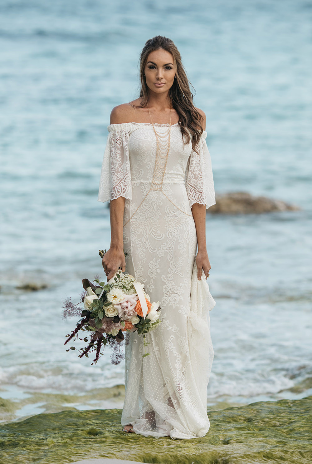 Boho Beach Wedding Dress
 Tips on Choosing Beach Wedding Dresses for Destination