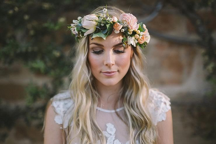 Boho Wedding Makeup
 Bohemian Bridal Guide The Details on How to Ace the Look