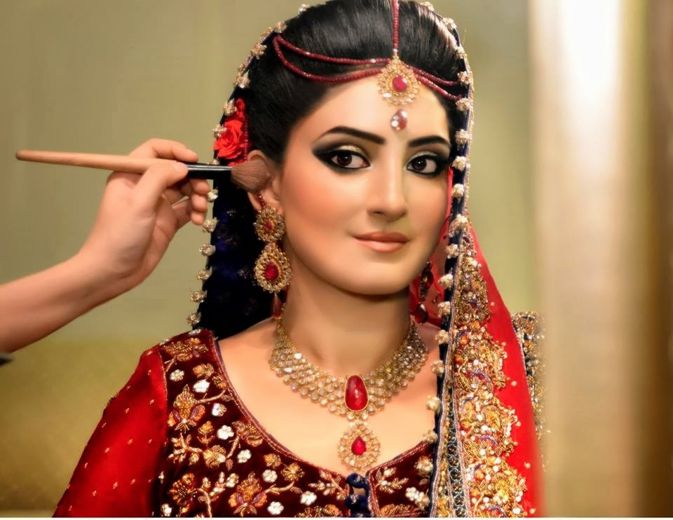 Bridal Makeup
 Latest Bridal Make up 2014 Special Pakistani Dulhan