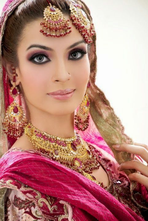 Bride Make Up
 New Pakistani Bridal Makeup 2015 16 Fashionip