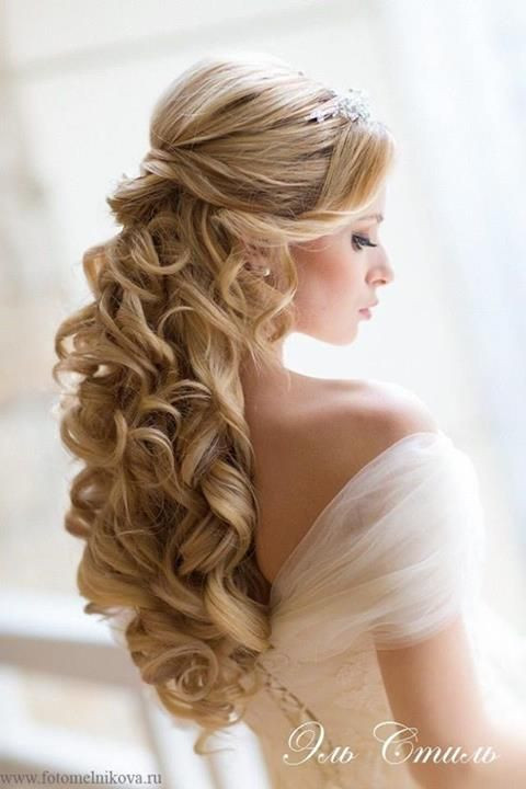 Bridesmaid Hairstyle Ideas
 1000 images about Wedding Hairstyle Ideas on