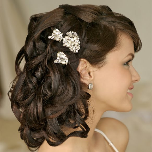 Bridesmaid Hairstyles Medium Length
 Royal Wedding Accessories Wedding Hairstyles For Medium