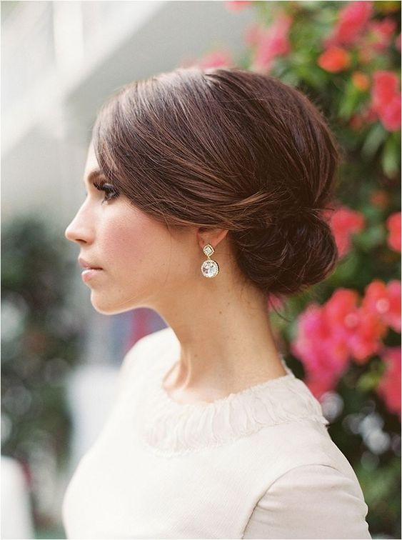 Bridesmaid Short Hairstyles
 25 Chic Bridesmaids’ Hairstyles For Medium Length Hair