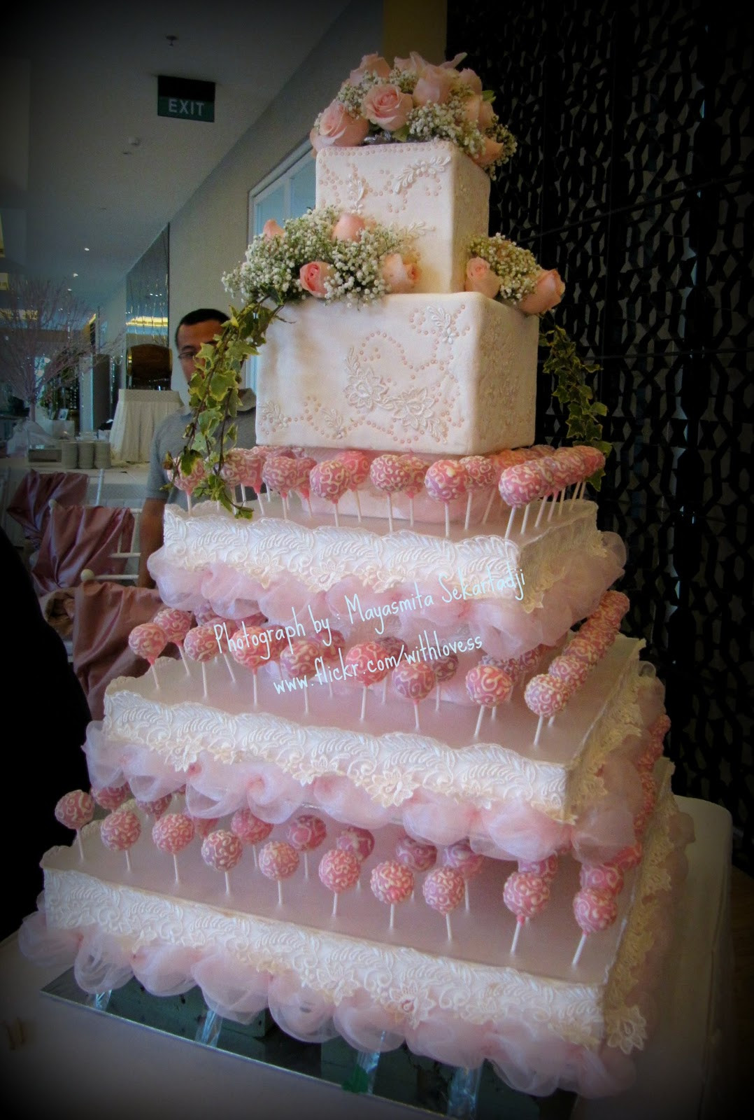 Cake Pops Wedding
 Mayasmita s Food Stories Pink Wedding Cake Pops