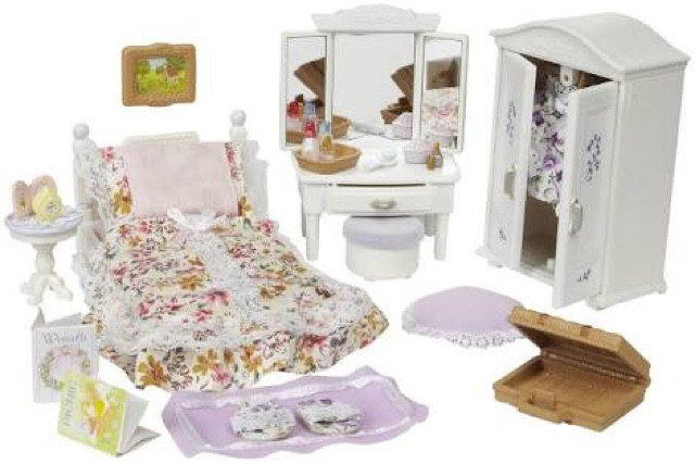 Calico Critters Girl'S Bedroom Set
 Sugarbush Valley An ideal life My 2nd 2016 parcel from Trier