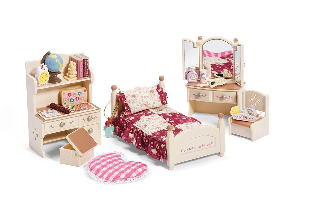 Calico Critters Girl'S Bedroom Set
 Amazon Calico Critters Sister s Bedroom Set Toys