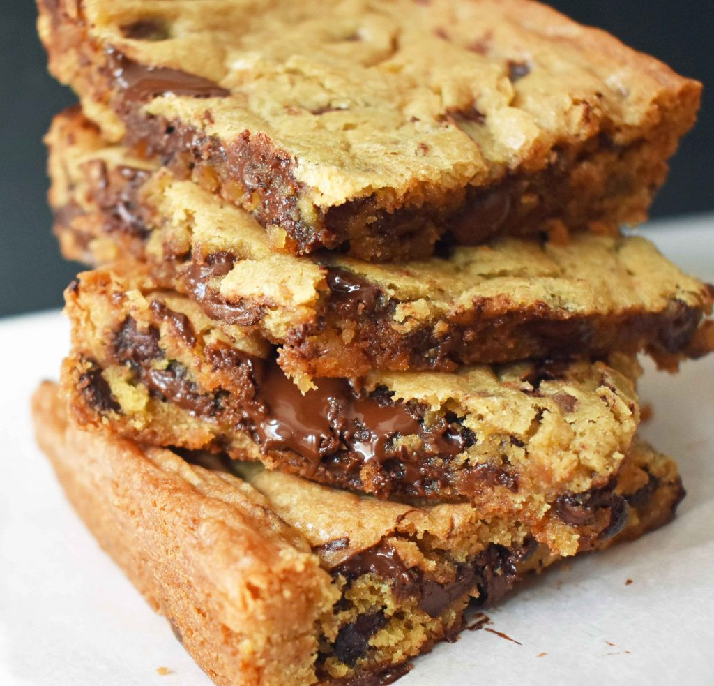 Candy Bar Cookies
 Chocolate Chip Cookie Bars – Modern Honey