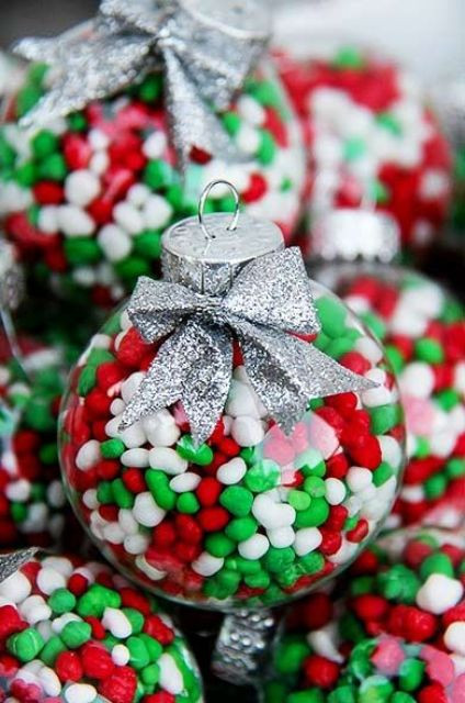 Candy Christmas Ornaments
 How To Fill Clear Glass Ornaments 25 Ideas Shelterness