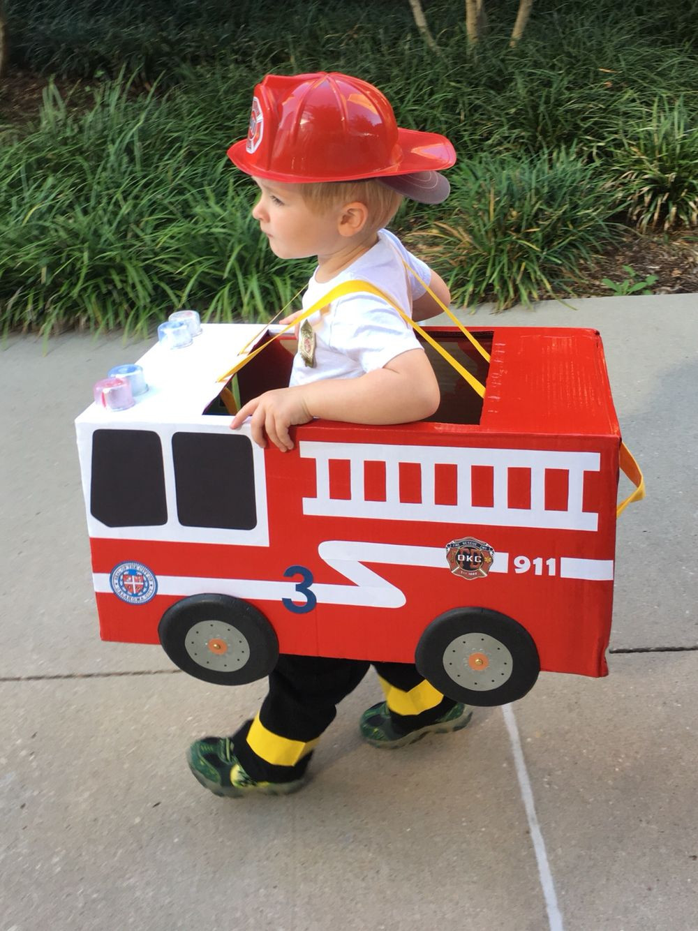 Car Costume DIY
 Toddler preschool boy fireman fire truck Halloween costume