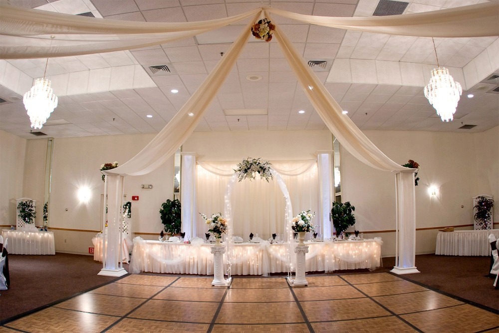 Ceiling Decorations For Wedding
 Amazing Ceiling Decorations For Weddings 7 Wedding