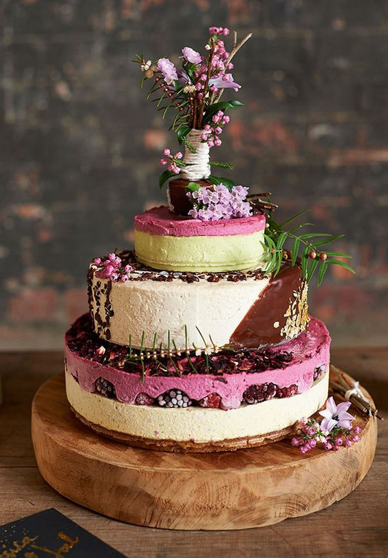 Cheesecake Wedding Cakes
 20 Delicious & Unique Alternatives to the Traditional