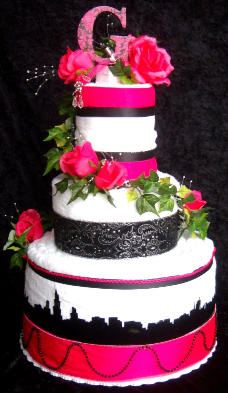 Chicago Wedding Cakes
 Paizley Petals Chicago Skyline Wedding Towel Cake