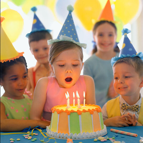 Child Birthday Gift Idea
 100 Kids Birthday Party Ideas