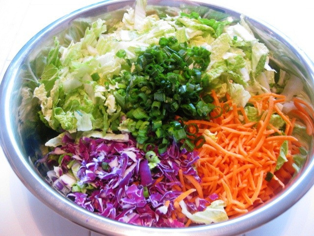 Chinese Chicken Cabbage Salad
 CEiMB Savory Chinese Chicken Salad Recipe
