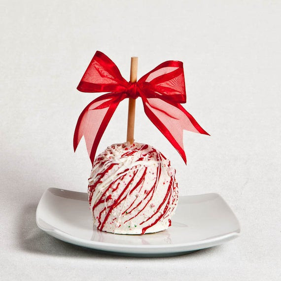 Christmas Candy Apples
 White Chocolate Peppermint Caramel Apple