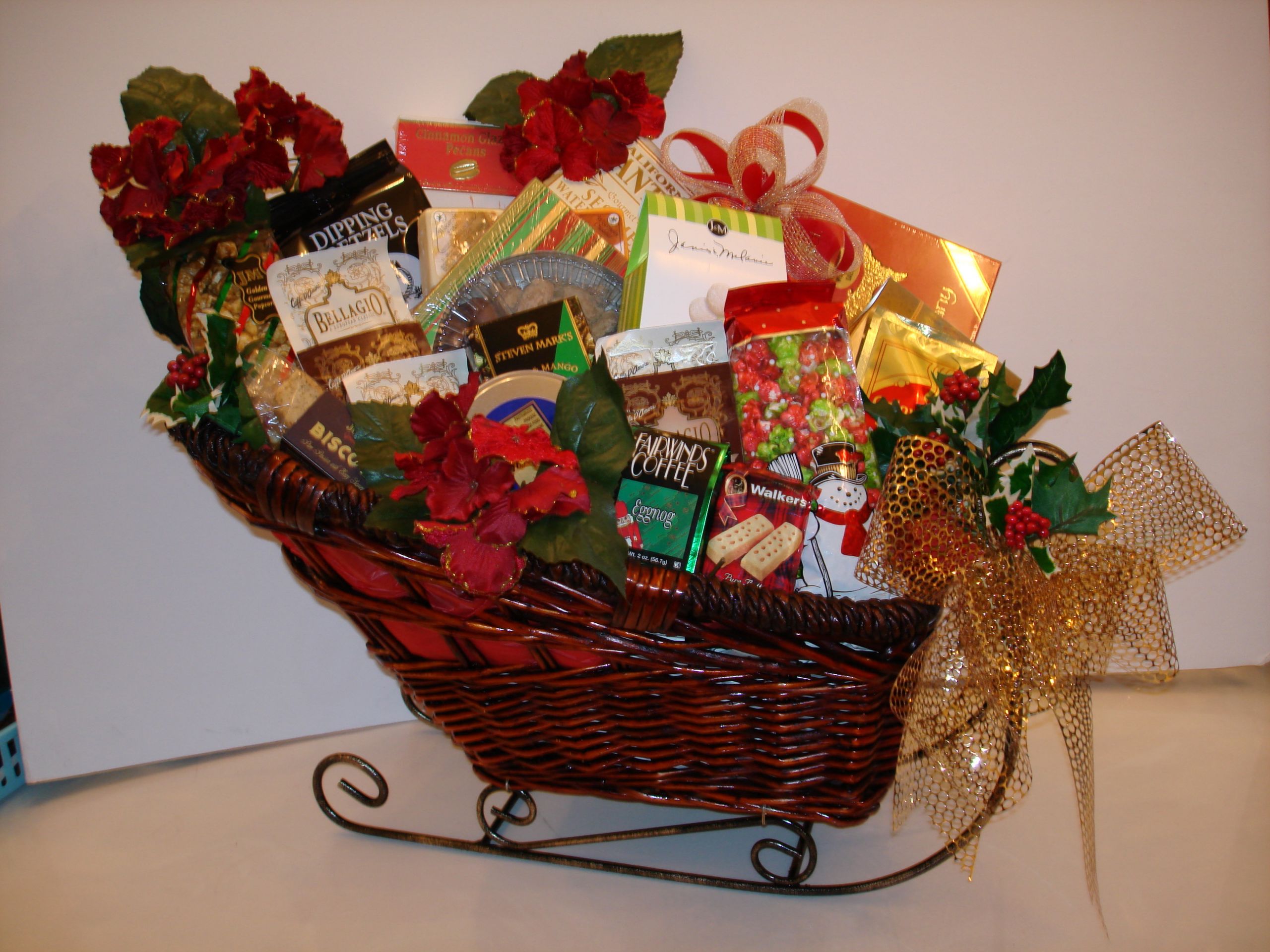 Christmas Gift Basket Ideas For Families
 Gift Guide Uni Gifts Beauty Blvd