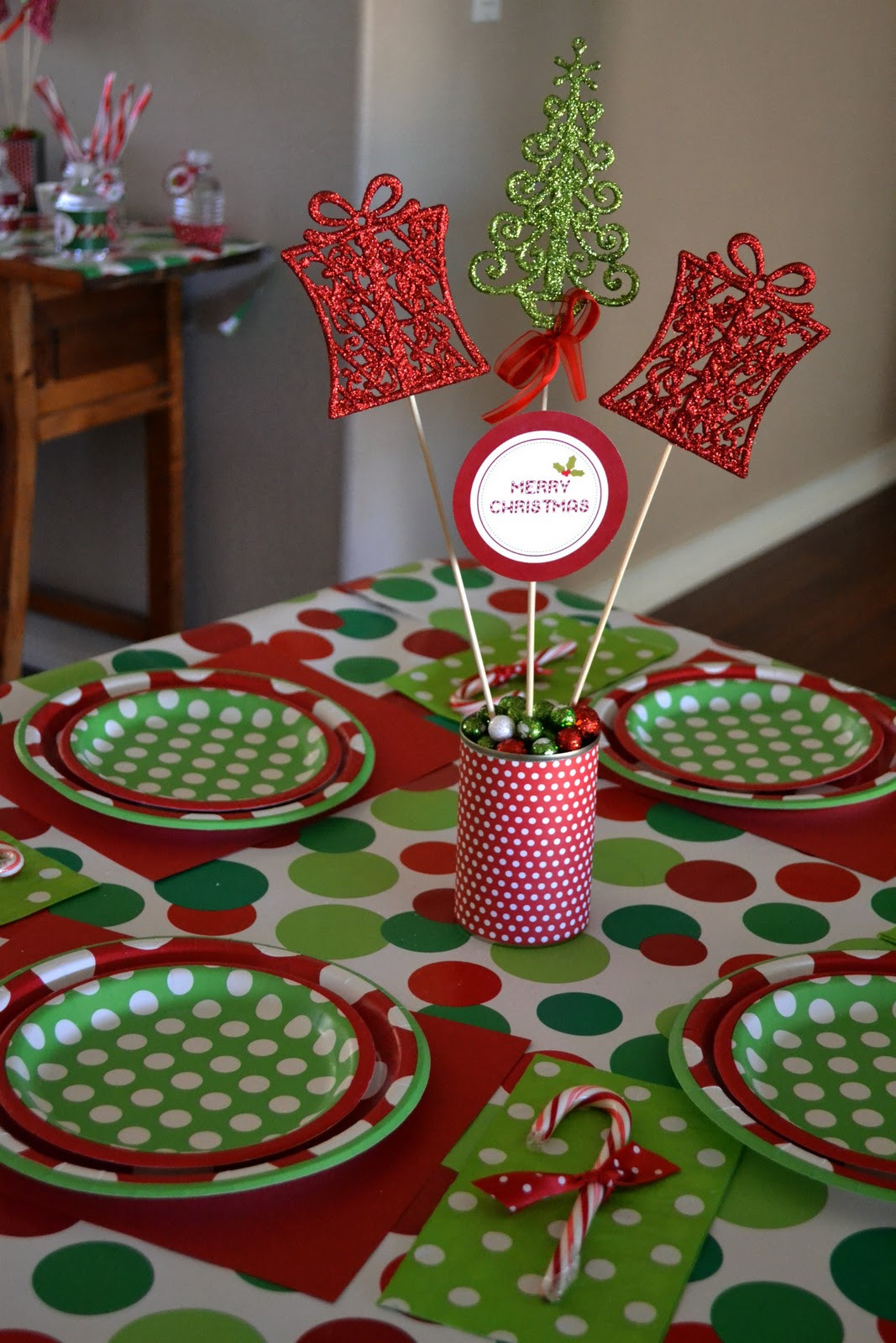 Christmas Party Table Decoration Ideas
 Crissy s Crafts Holly Jolly Holiday Party
