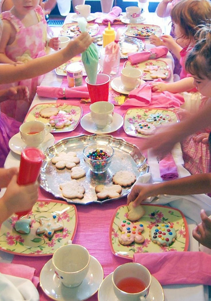 Christmas Tea Party Ideas Kids
 19 best Kid s Tea Party Ideas & Crafts images on Pinterest