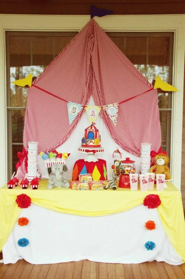 Circus Birthday Party
 27 Circus Birthday Party Decorations Spaceships and