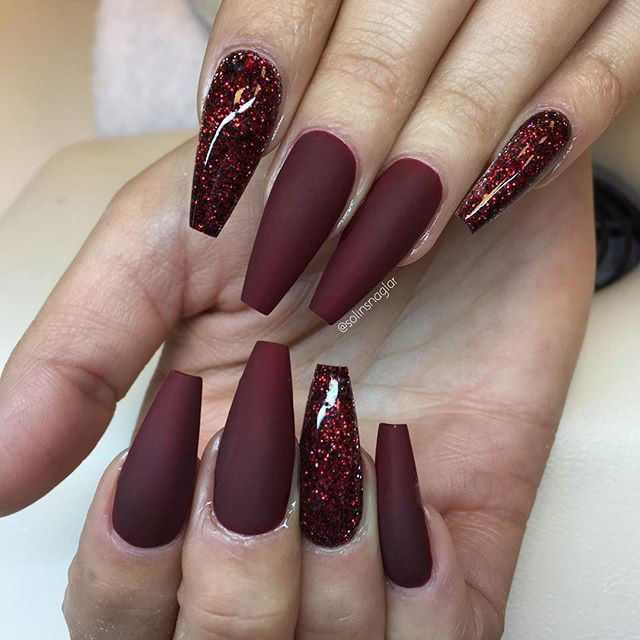 Coffin Glitter Nails
 The 25 best Red glitter nails ideas on Pinterest