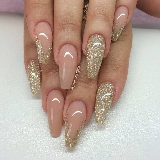 Coffin Nails With Glitter
 50 Awesome Coffin Nails Designs You’ll Flip For in 2020