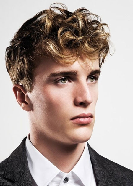 Cool Haircuts For Men With Curly Hair
 Cool Curly Hairstyles for Men