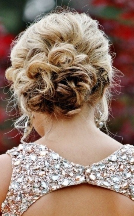 Cool Updo Hairstyles
 22 Cool Summer Updo Hairstyle Ideas Pretty Designs us58