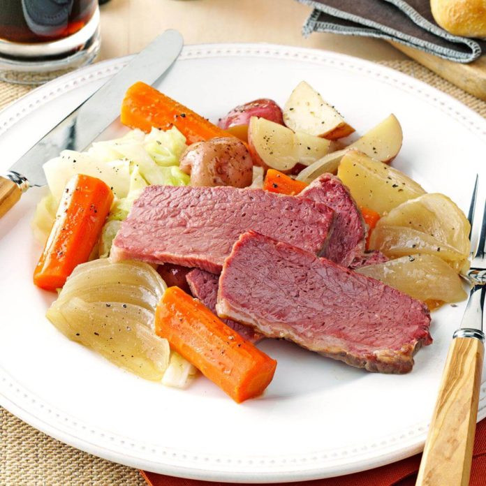 Corn Beef And Cabbage
 Guinness Corned Beef and Cabbage Recipe