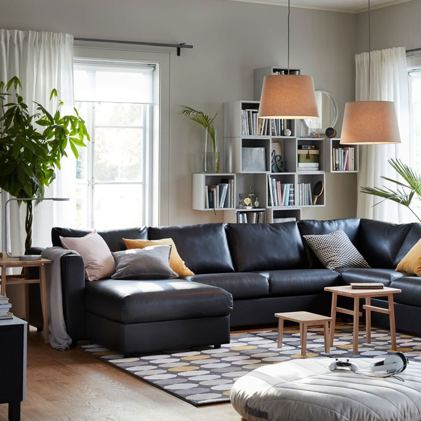 Corner Living Room Ideas
 Living room inspiration for big families