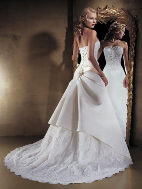 Corset Wedding Dresses
 Funny Image Collection Amazing wedding dresses