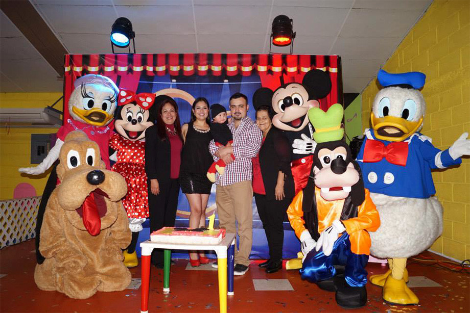 Costumed Characters For Kids Party
 Mr Goof