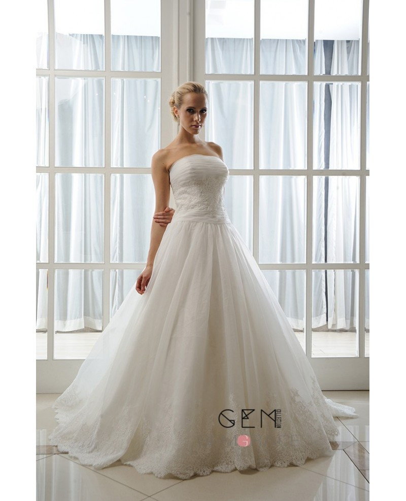 Court Wedding Dress
 Ball Gown Strapless Court Train Tulle Wedding Dress With