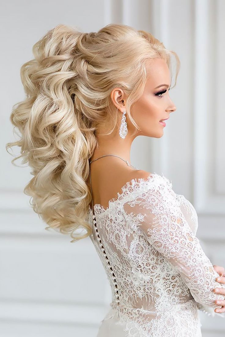 Curly Hairstyle For Wedding
 25 Most Elegant Looking Curly Wedding Hairstyles
