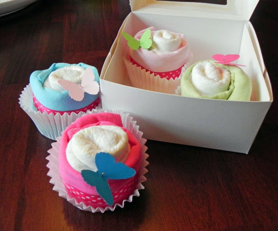 Cute Baby Gift Ideas
 Items similar to Diaper & Bodysuit Cupcake Gift Set Cute