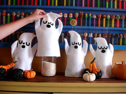 Cute DIY Halloween Decorations
 Holy Cute Ghosties DIY by Heidi Kenney – A Beautiful Mess