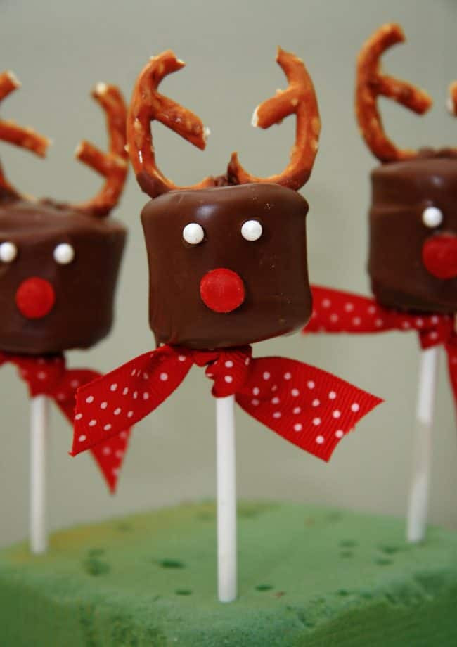 Cute Holiday Desserts
 Cute and Easy Christmas Desserts for your holiday table