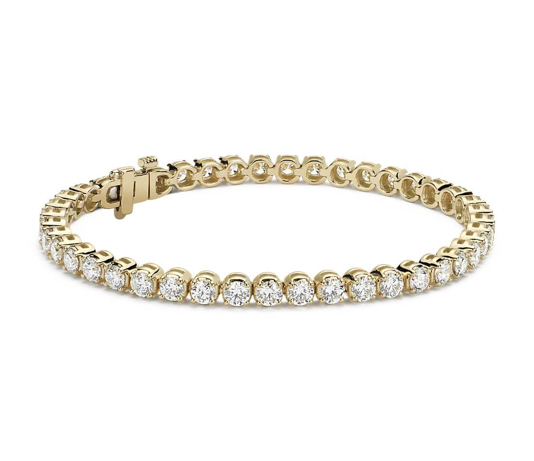 Diamond Tennis Bracelet
 Diamond Tennis Bracelet in 18k Yellow Gold 7 ct tw
