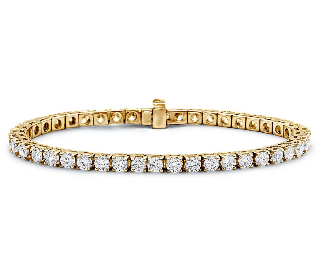 Diamond Tennis Bracelet
 Diamond Tennis Bracelet in 18k Yellow Gold 7 ct tw