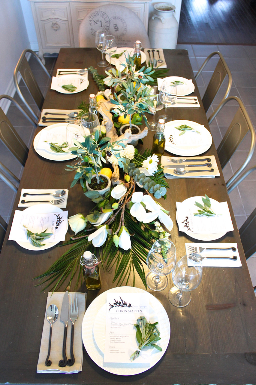 Dinner Party Centerpiece Ideas
 Purchasing a Home to Suit Your Entertaining Needs