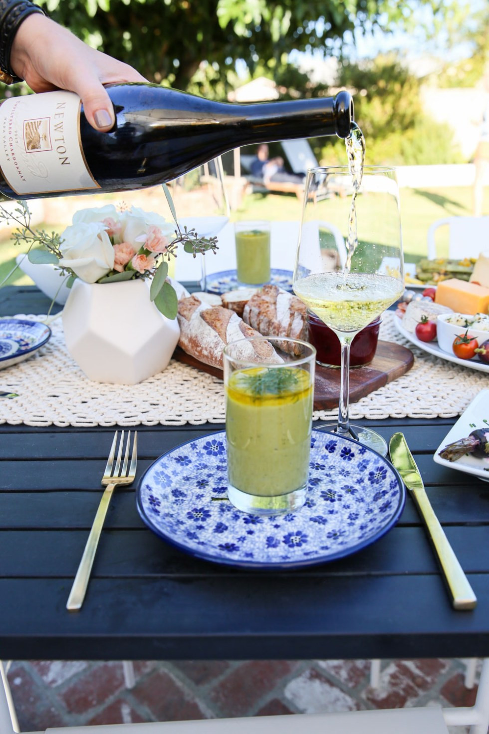 Dinner Party Ideas For Summer
 Easy Late Summer Dinner Party Menu Setup