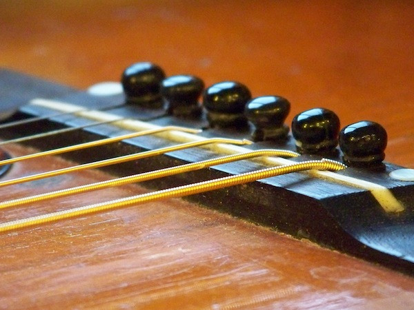 DIY Acoustic Guitar Crack Repair
 Gibson Bridge Reglue Finger Lakes Guitar Repair