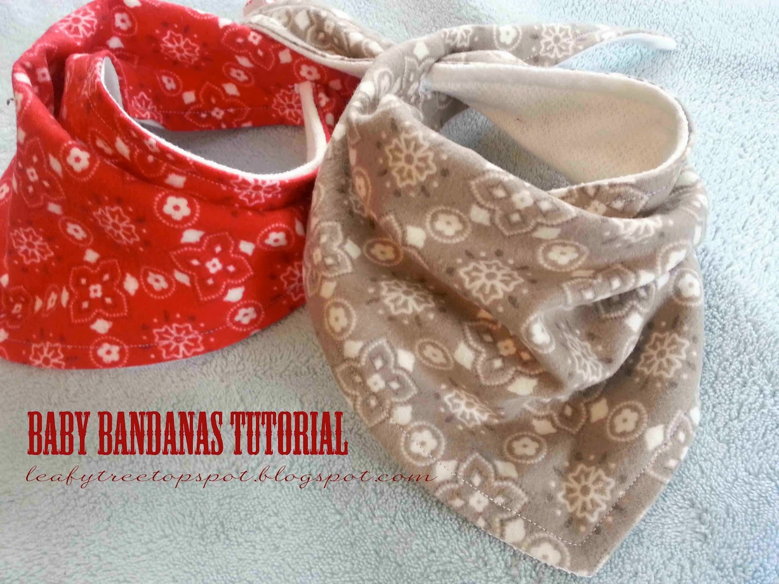 DIY Baby Bandana Bibs
 Made by Me d with you Free Pattern and Tutorial