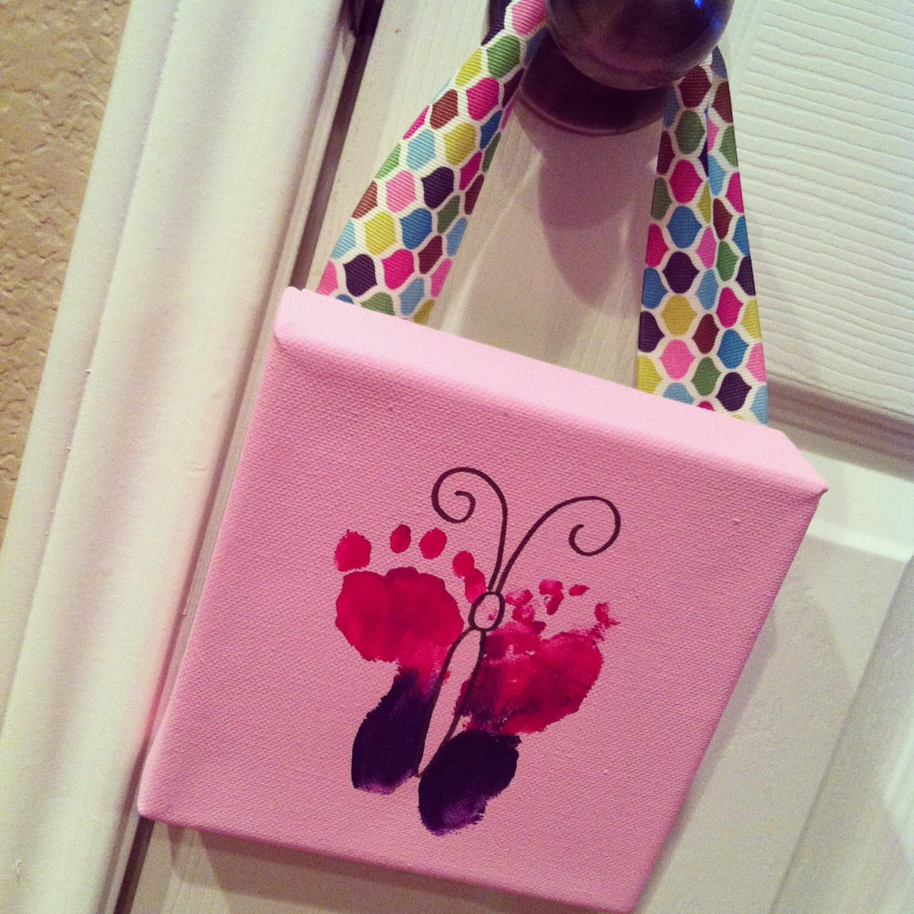 Diy Baby Feet
 Custom Nursery Art by Kimberly DIY Easy Baby Footprint