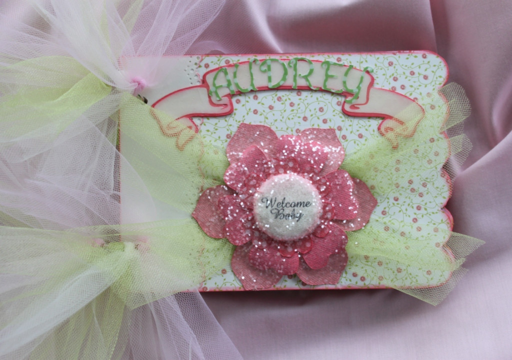 DIY Baby Gifts For Girls
 25 DIY Baby Shower Gifts for the Little Girl on the Way